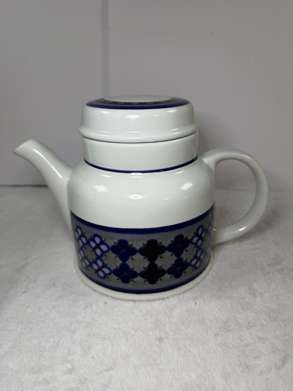 ROYAL DOULTON Tangier LS 1005 Lambeth Stoneware Teapot Scandi MCM England